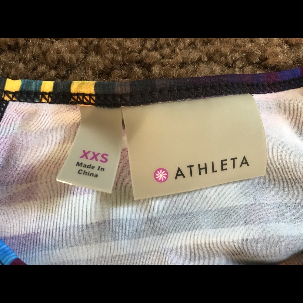 Athleta Rash Guard/Surf Top - Picture 2 of 2
